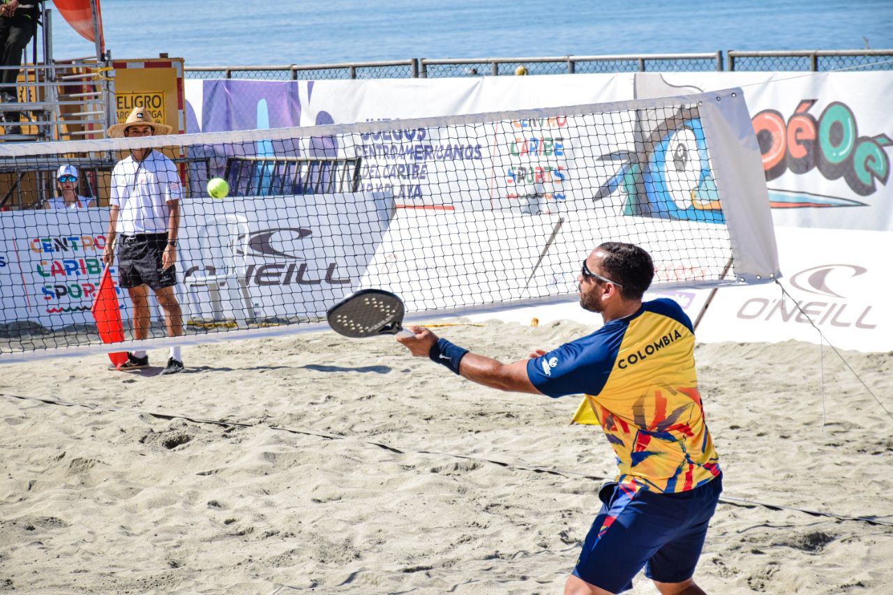 Listos los finalistas de tenis playa en los Juegos Centroamericanos y del Caribe de Mar y Playa 2022