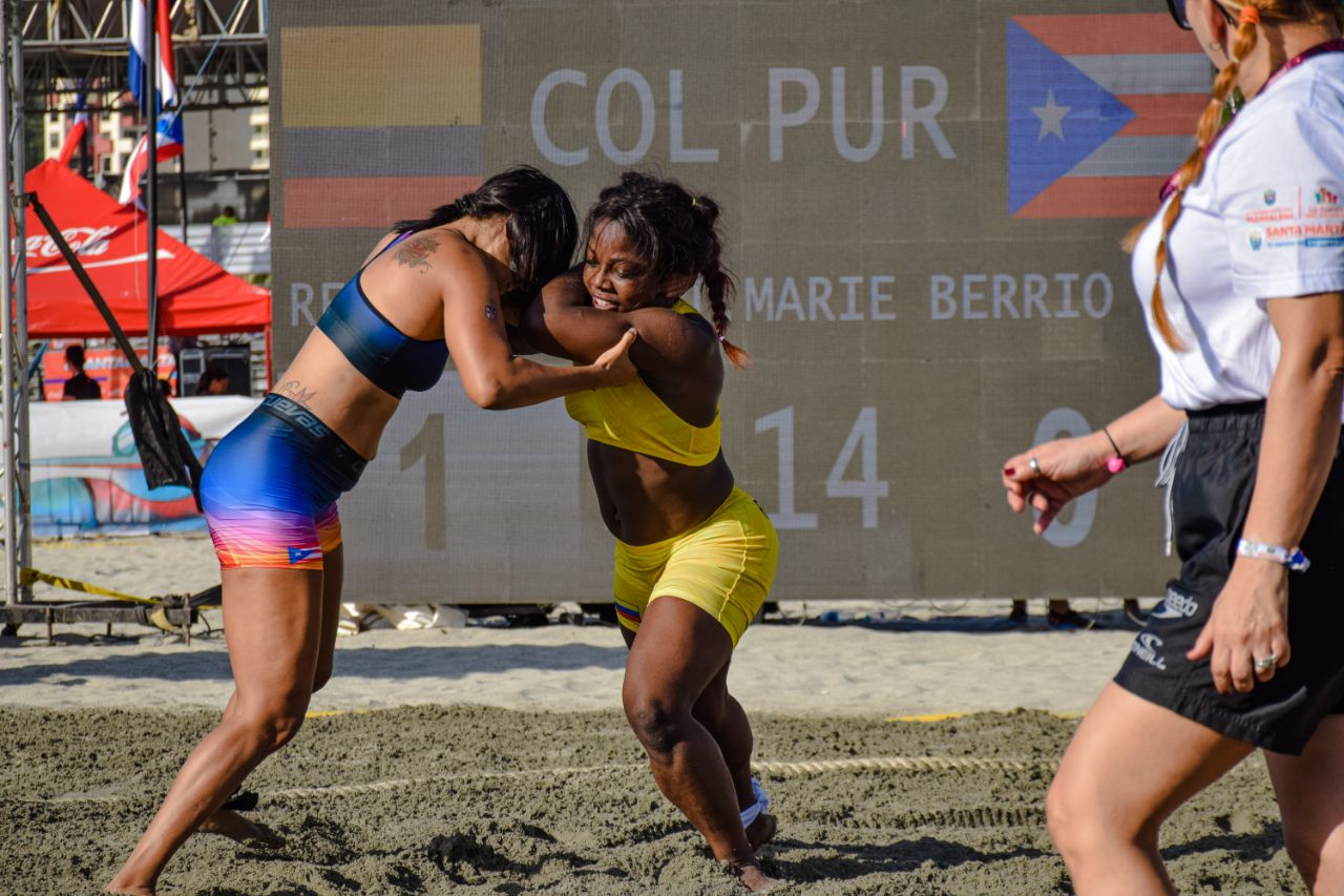 Venezuela, Colombia y República Dominicana, se quedaron con el oro en la lucha libre de playa