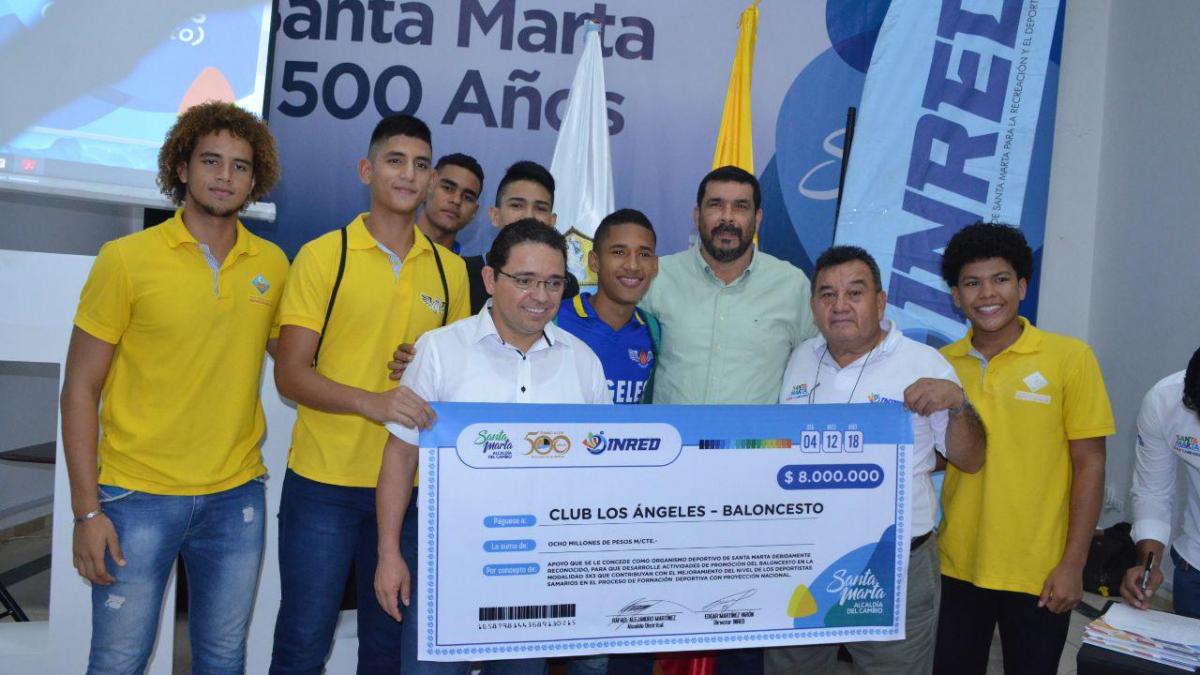 “Aquí están los recursos de los samarios, reinvertidos en nuestros deportistas”: Alcalde Martínez “Aquí están los recursos de los samarios, reinvertidos en nuestros deportistas”: Alcalde Martínez