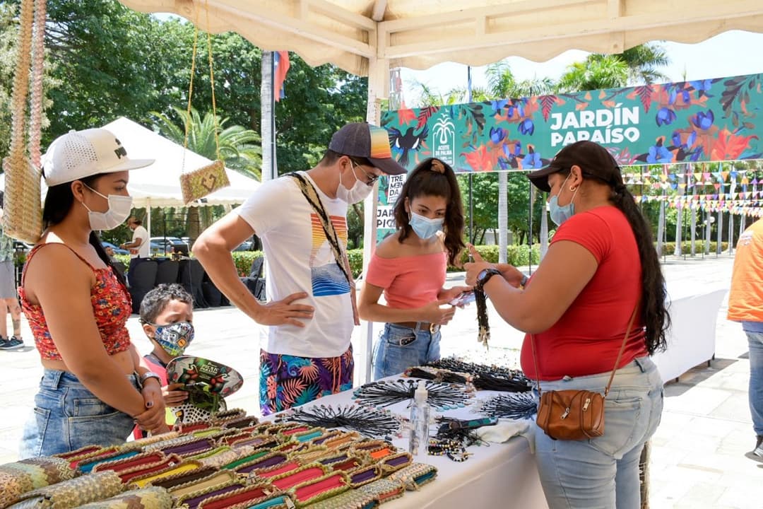 Emprendedores locales: Gran convocatoria en la Feria de la Niñez