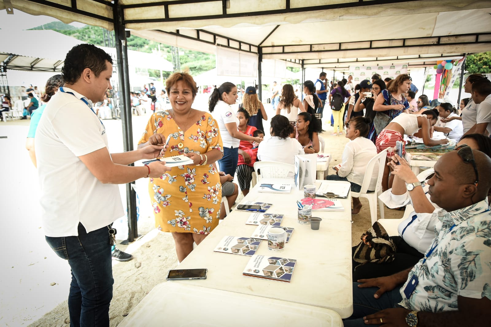 María Eugenia  recibió la Feria de la ‘Equidad y el Buen Vivir’ de la Alcaldía del Cambio