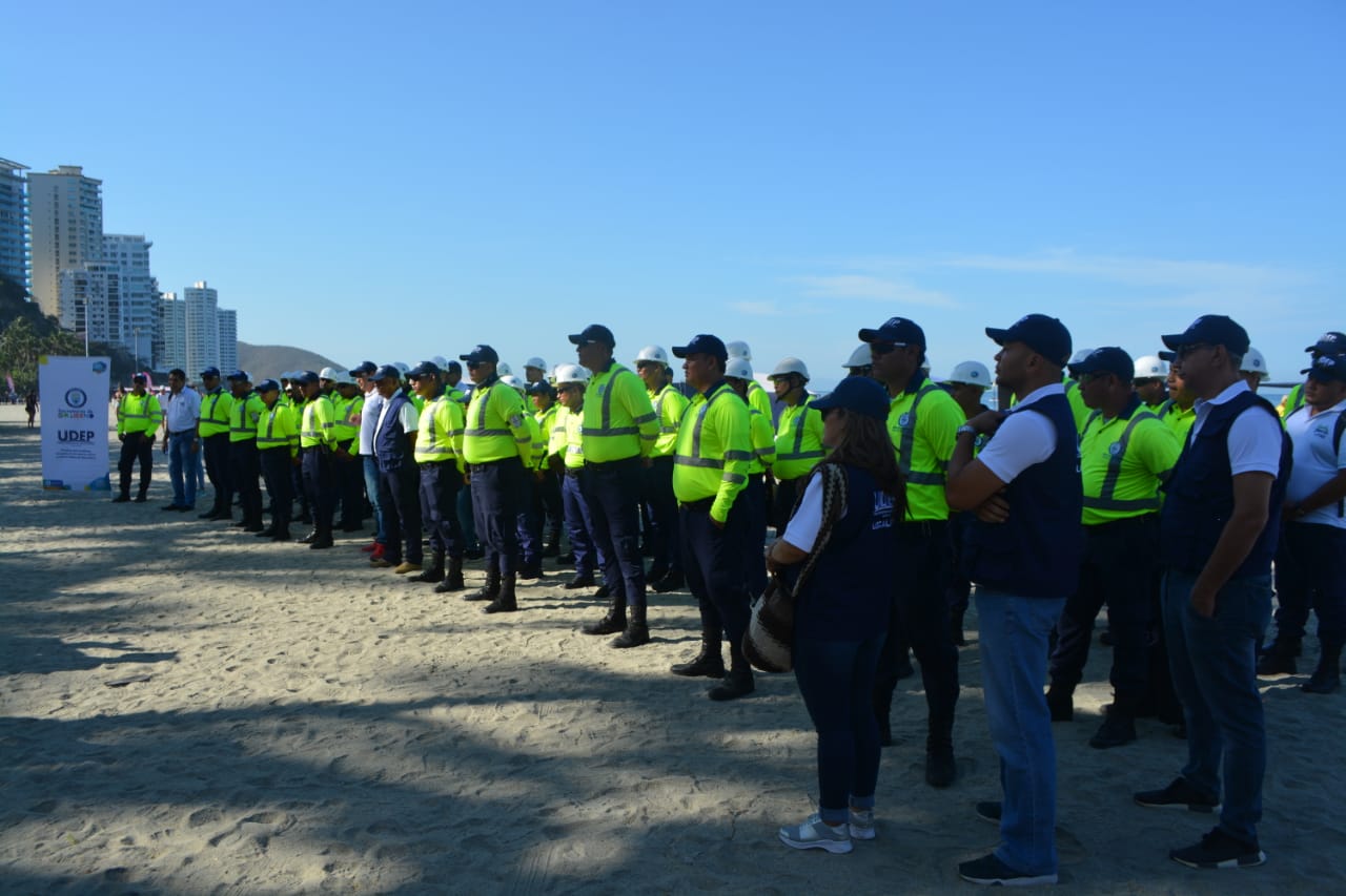 Distrito rechaza agresiones contra operarios de la UDEP durante operativo en El Rodadero