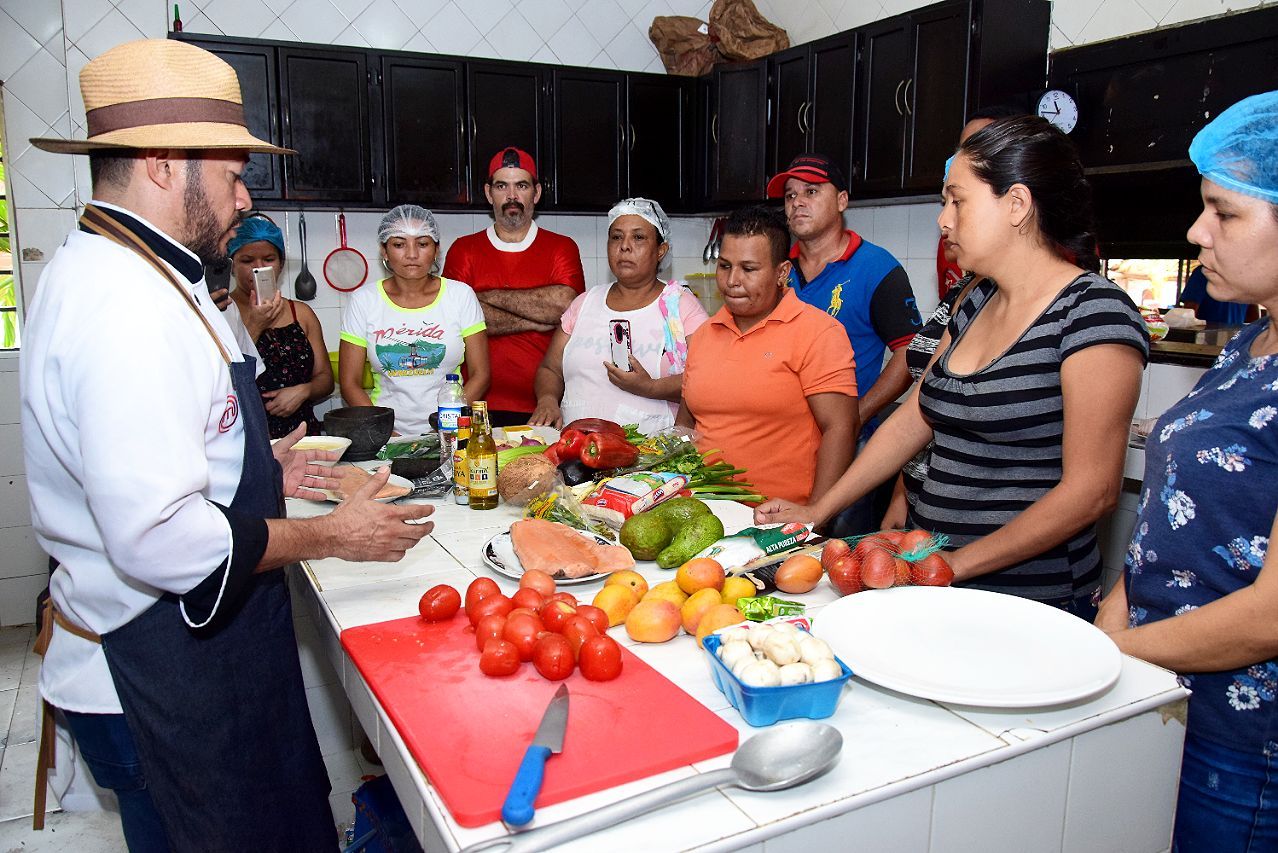 Hoy, 60 samarios son expertos en alta gastronomía