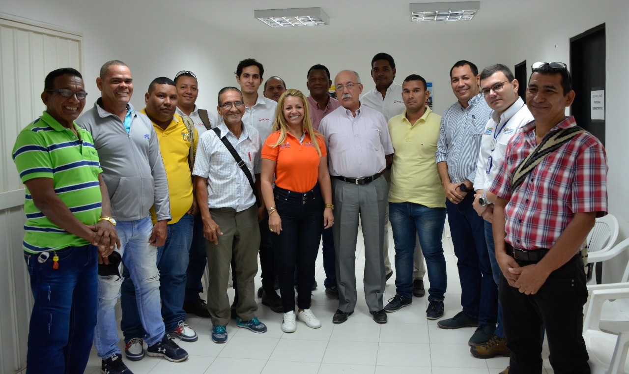 Reunión sostenida en las instalaciones de la Planta de Rebombeo de Gaira