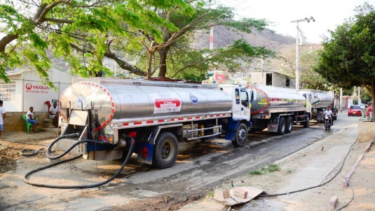 Essmar soluciona impase que afectó suministro de agua para El Pando