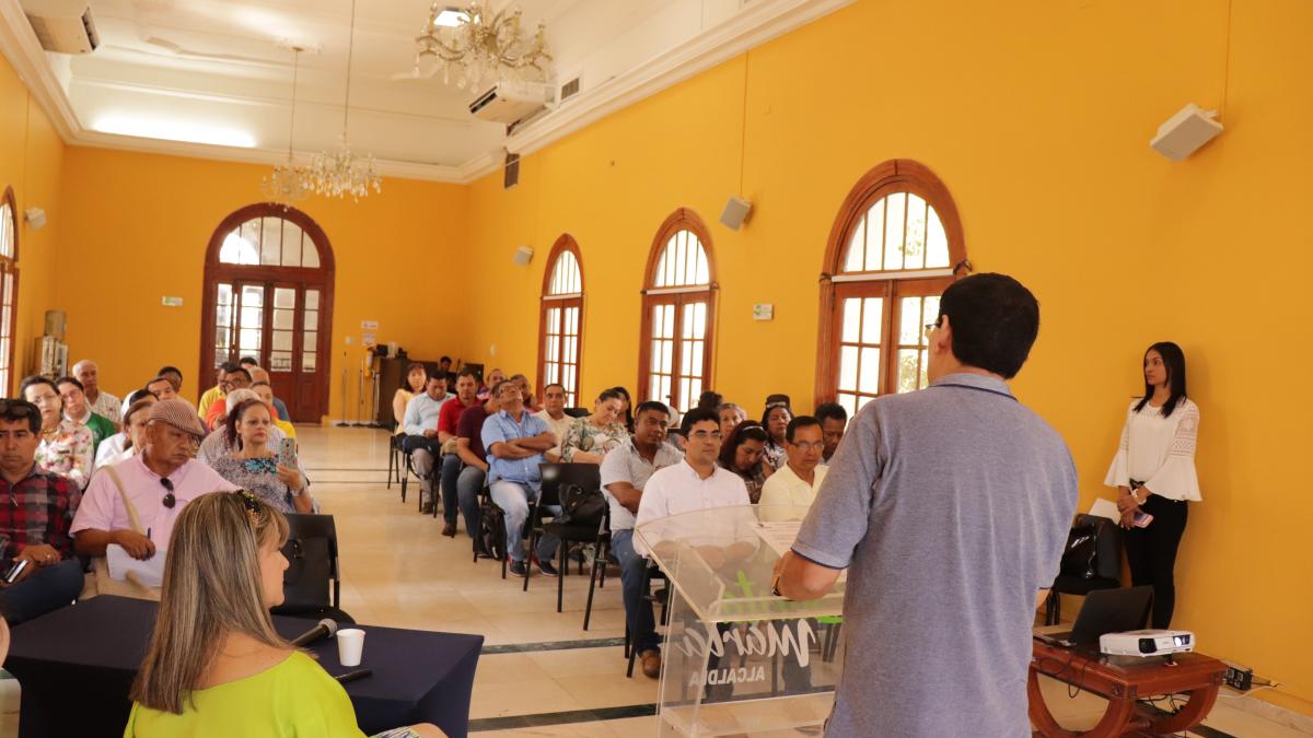 Alcaldía de Santa Marta, realizó jornada preventiva sobre faltas disciplinarias y responsabilidad de los servidores públicos, dirigida a rectores de colegios