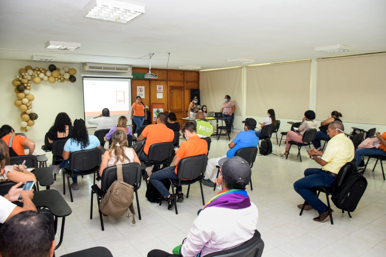 Distrito realizó tercera mesa de infancia, adolescencia y fortalecimiento familiar